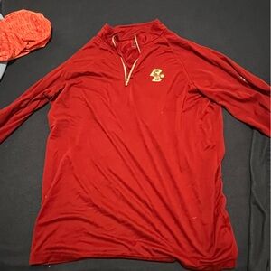 Boston College Under Armour Quarter Zip.
Men Medium